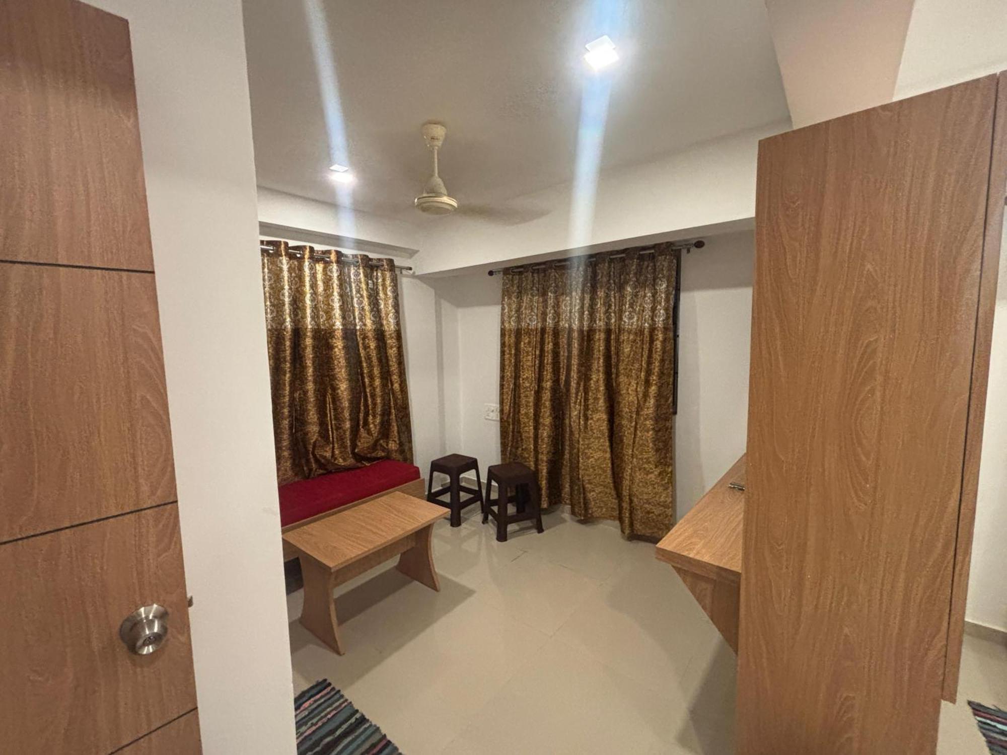 Classic Comfort Lodge Mangalore Exteriör bild