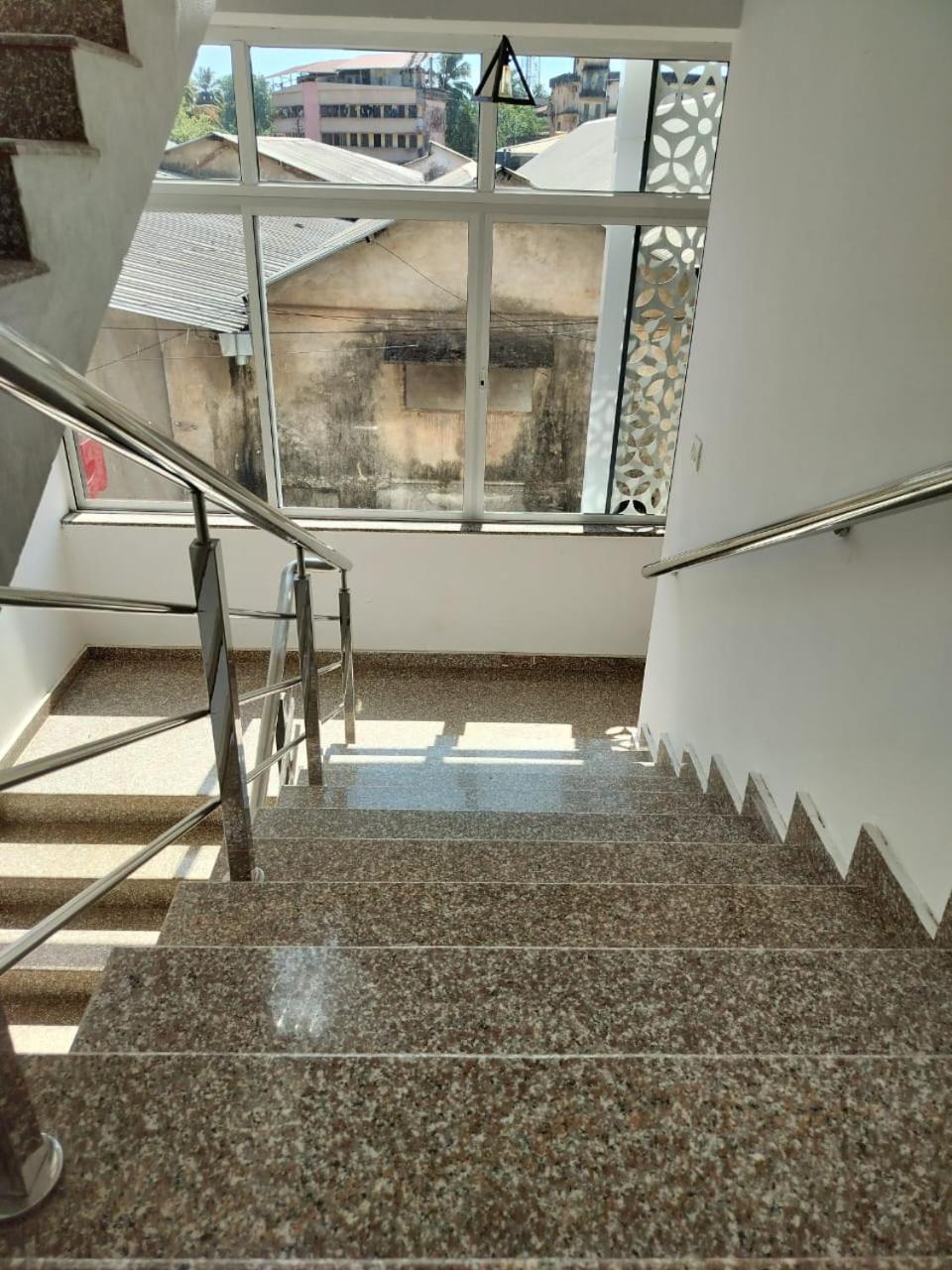 Classic Comfort Lodge Mangalore Exteriör bild