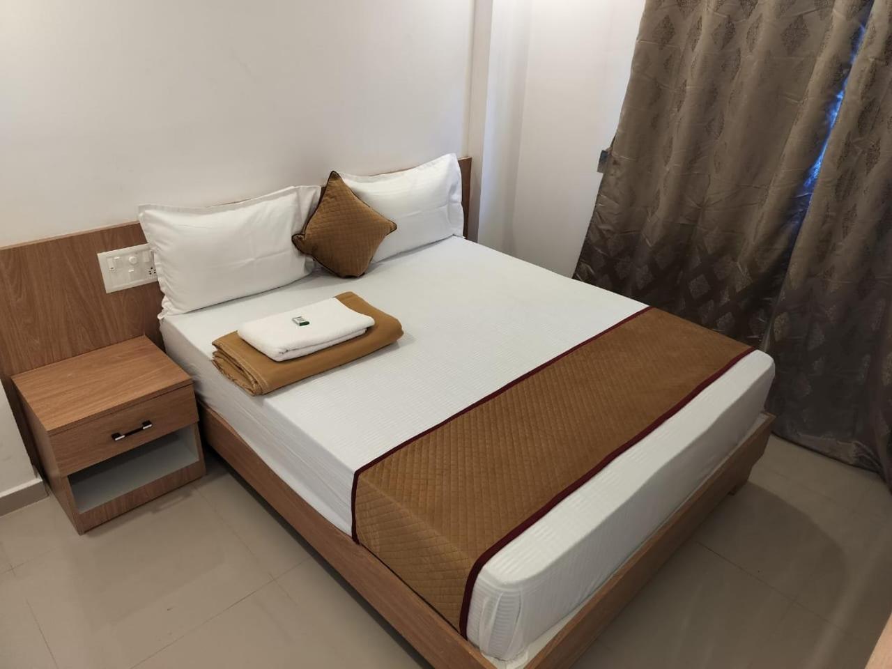 Classic Comfort Lodge Mangalore Exteriör bild