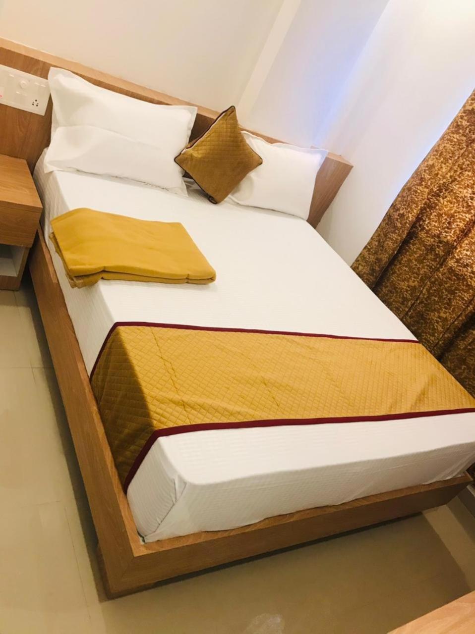 Classic Comfort Lodge Mangalore Exteriör bild
